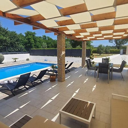 Villa Happy House Zara Esterno foto