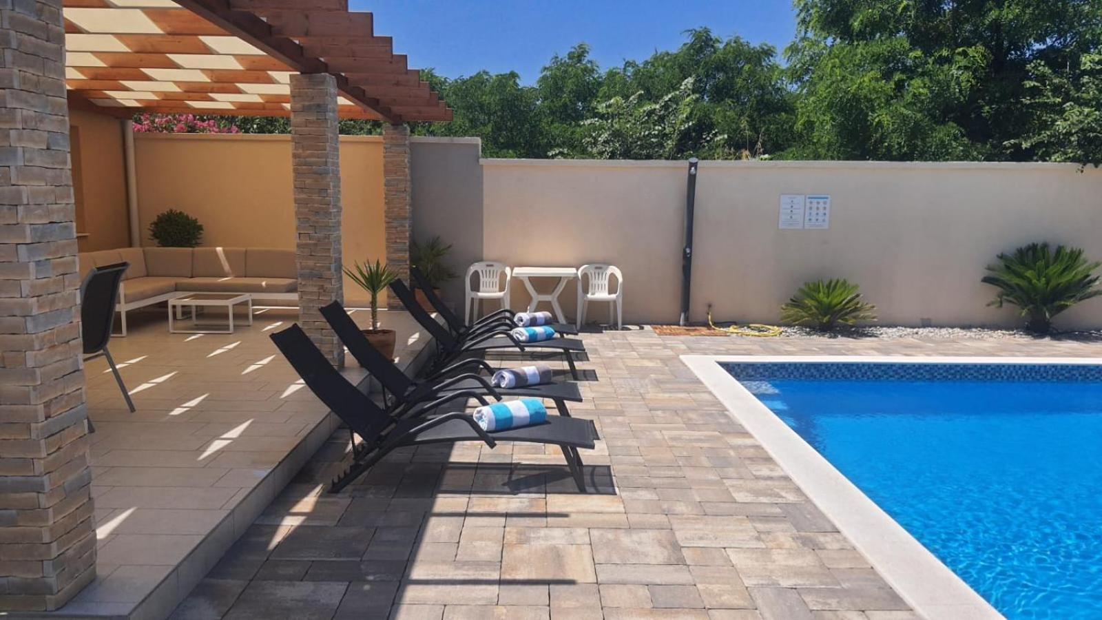 Villa Happy House Zara Esterno foto