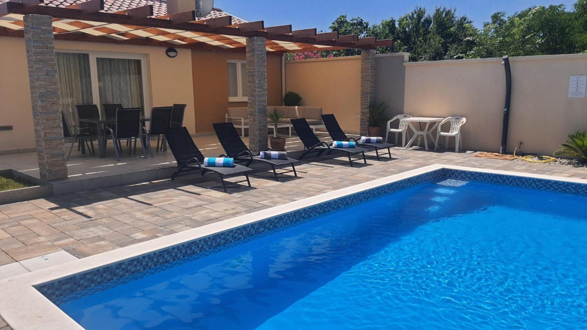 Villa Happy House Zara Esterno foto