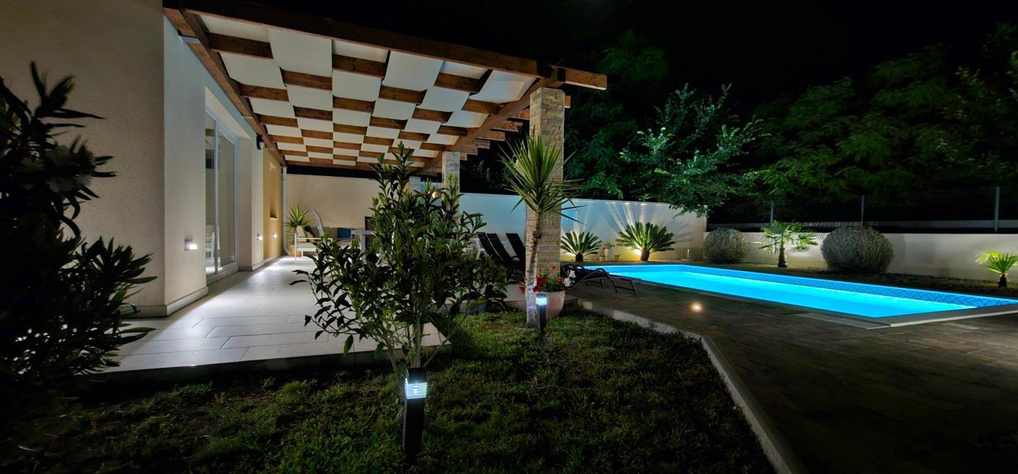 Villa Happy House Zara Esterno foto